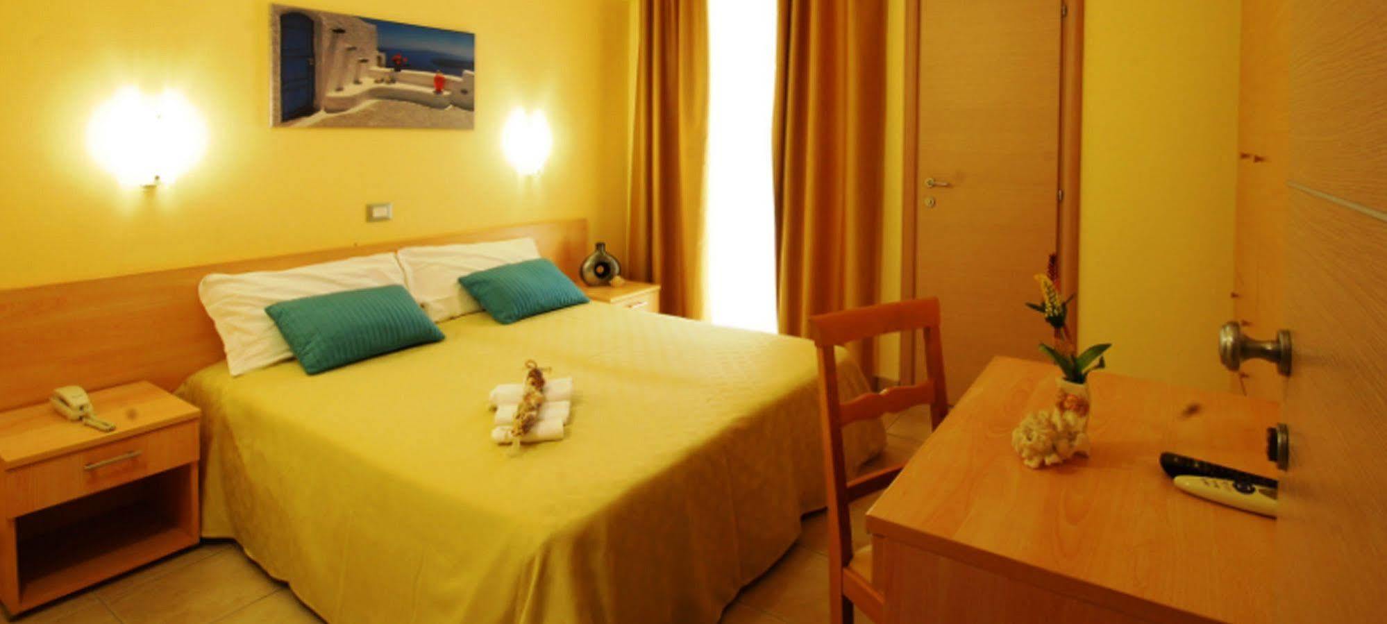 Hotel Caggiari Senigallia Eksteriør billede