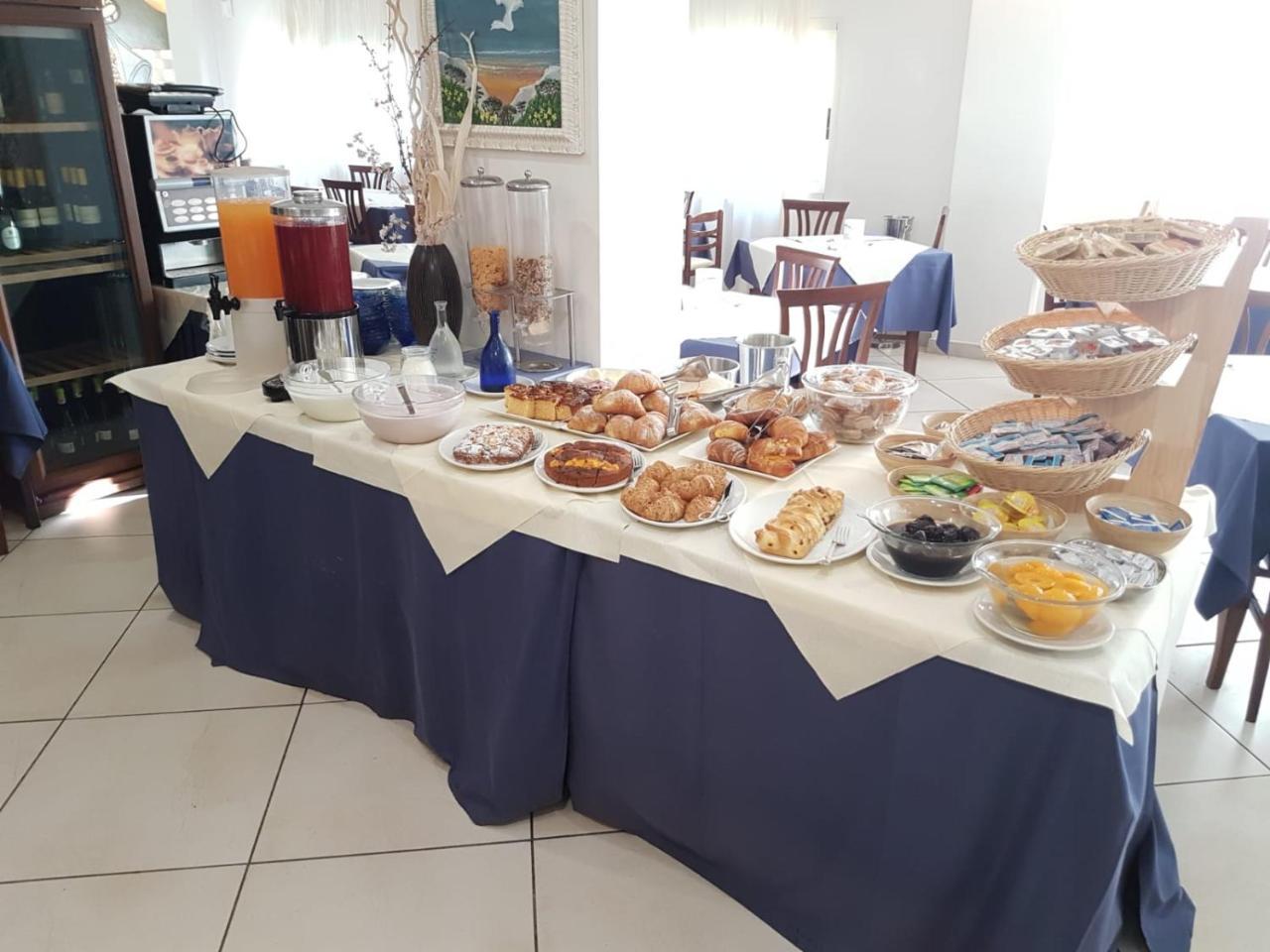 Hotel Caggiari Senigallia Eksteriør billede
